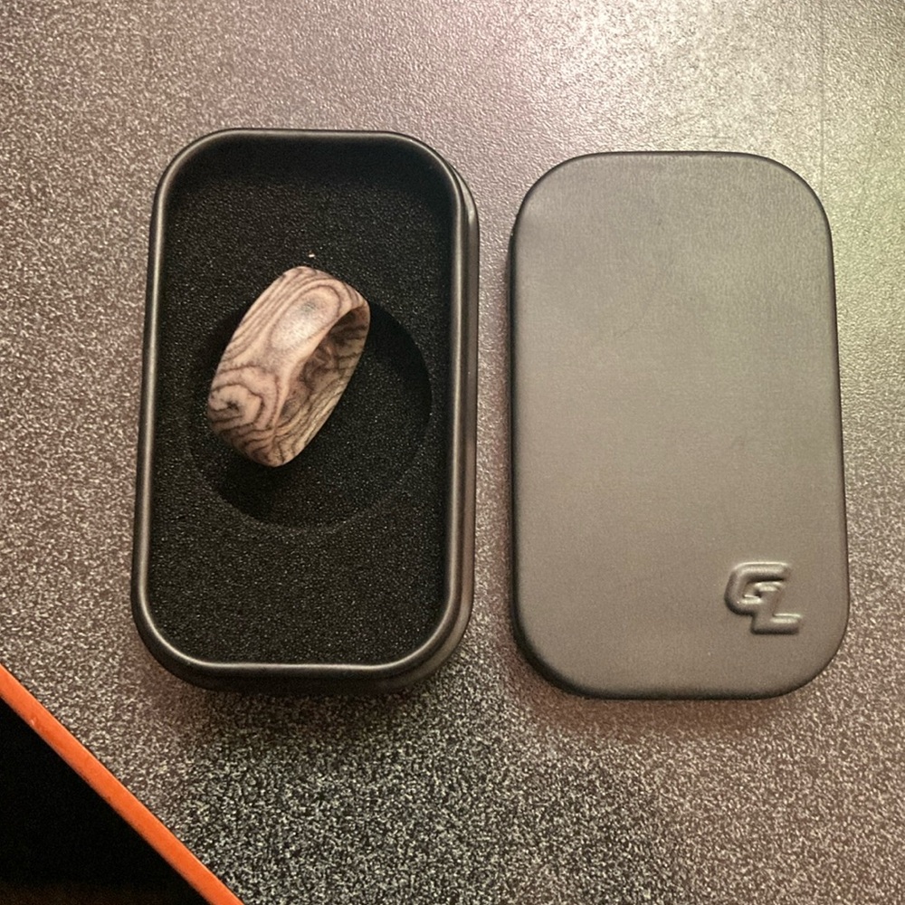 Groove life nomad ash color silicone ring size 7